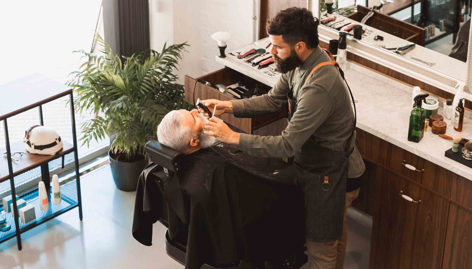 Male-Grooming-Goes-Mainstream-Breaking-Stereotypes-and-Embracing-Diversity
